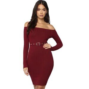 ❤️ 🆕 FASHIONNOVA Ceeling Sensational Burgandy Dress Size M